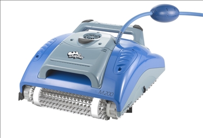 Dolphin M200 mit Kombibürsten